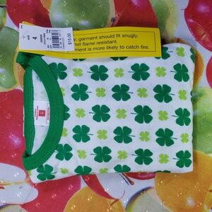 Target St. Patrick Day 2-piece Long Sleeve Sleepwear Girl's Size 4